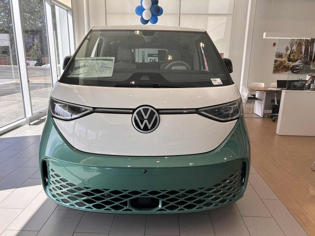 New 2025 Volkswagen ID. Buzz 4D Passenger Van in St. Charles