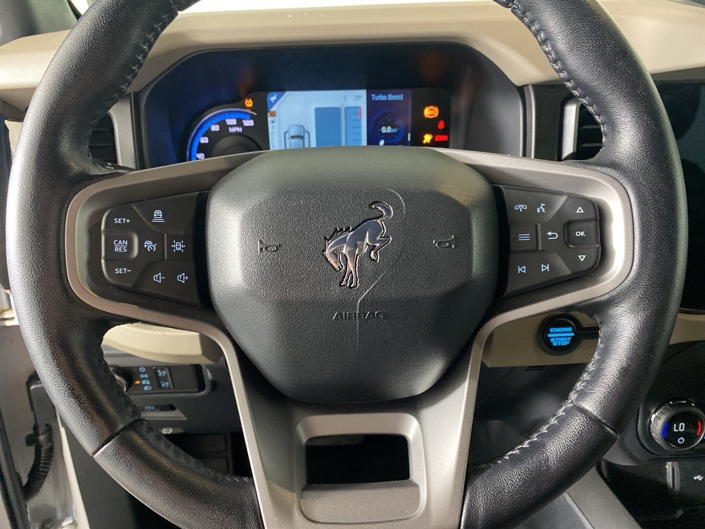 2021 Ford Bronco Wildtrak photo 16