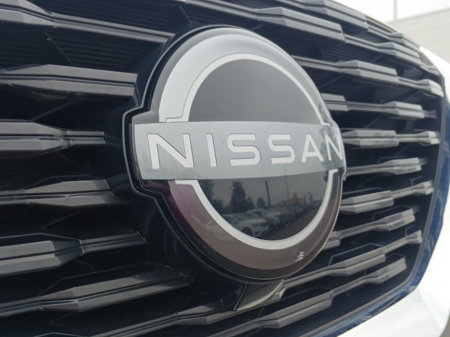 2022 Nissan Rogue S photo 39