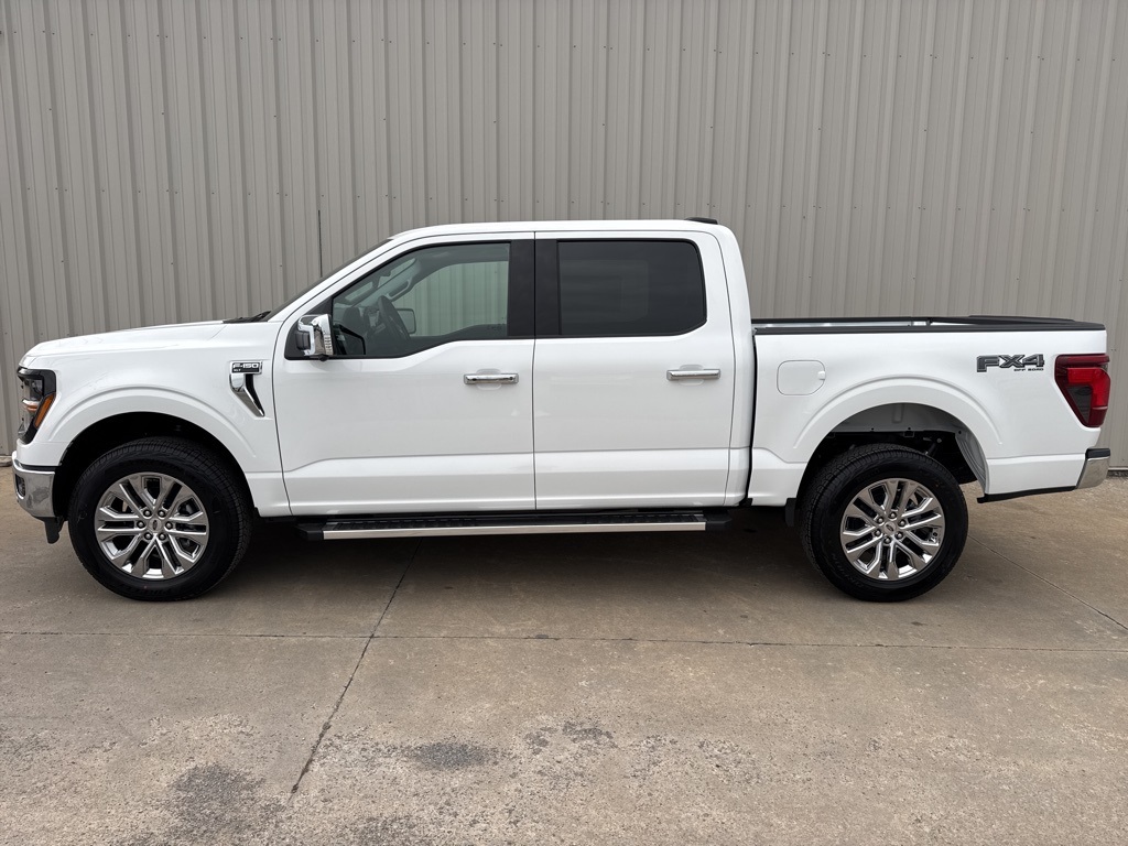 2025 Ford F-150 XLT photo 4