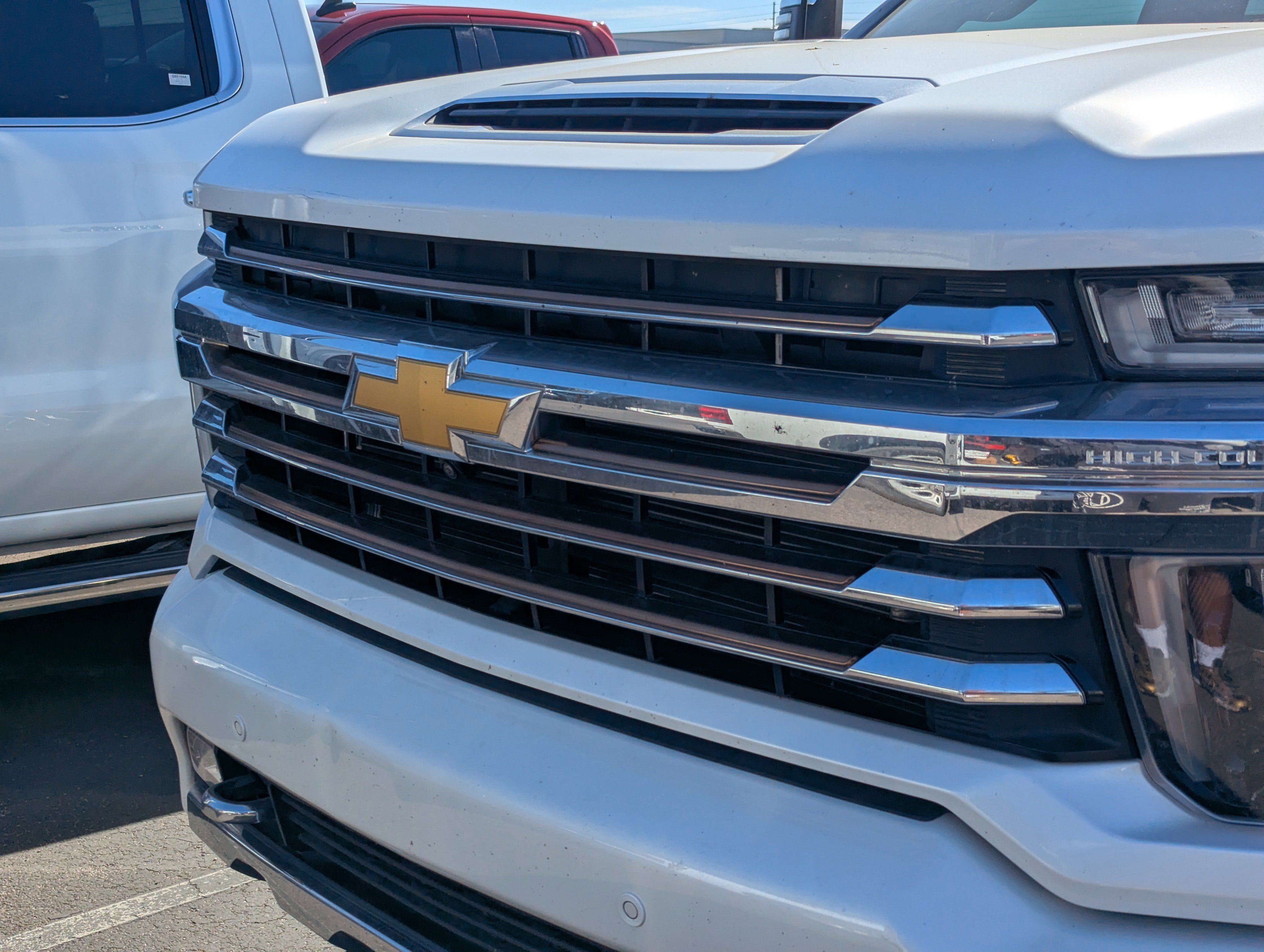 2023 Chevrolet Silverado 2500HD High Country photo 4