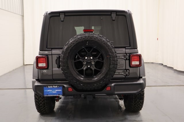 2025 Jeep Wrangler Willys photo 5
