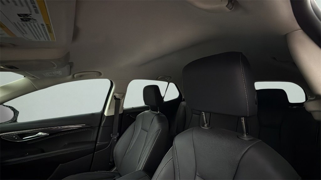 2023 Buick Envision Essence photo 10
