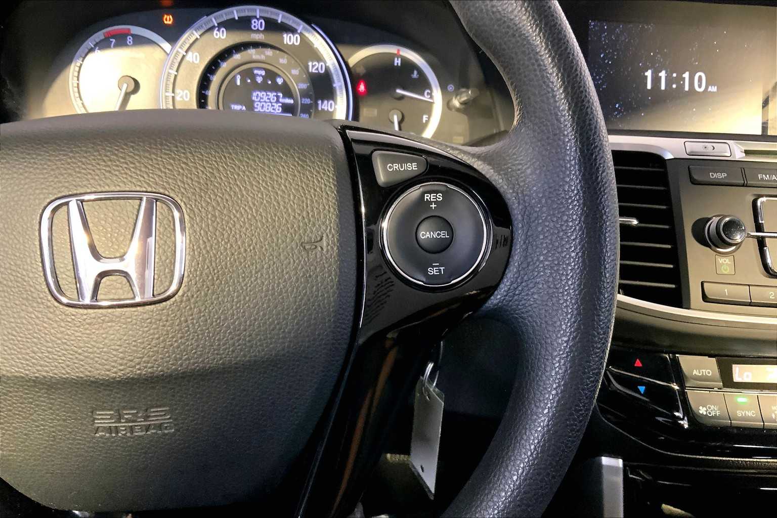 2016 Honda Accord LX photo 23