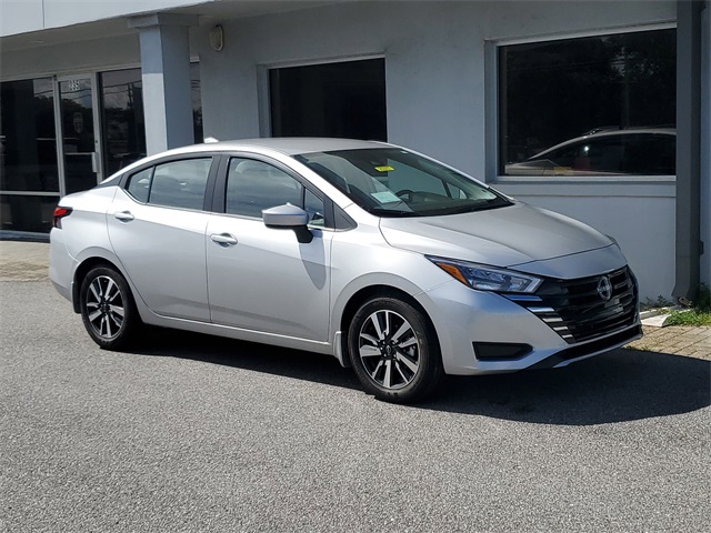 2025 Nissan Versa 1.6 SV photo 21