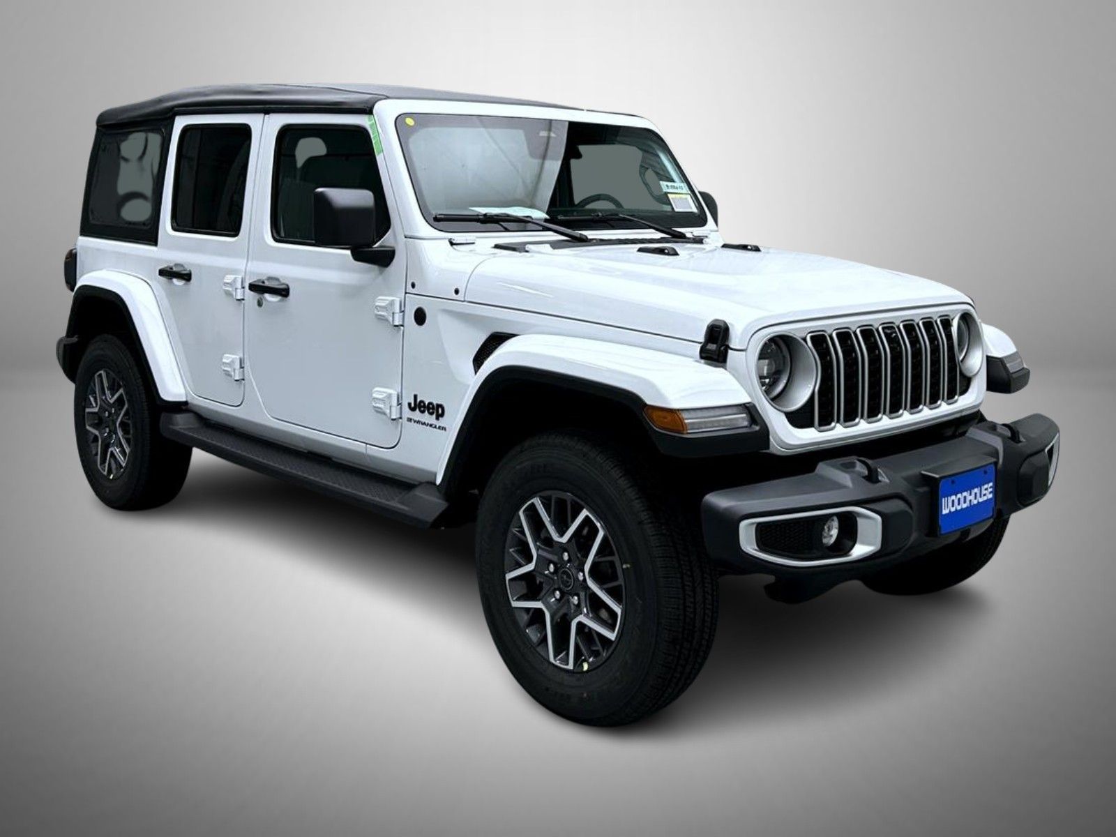2025 Jeep Wrangler Sahara photo 3