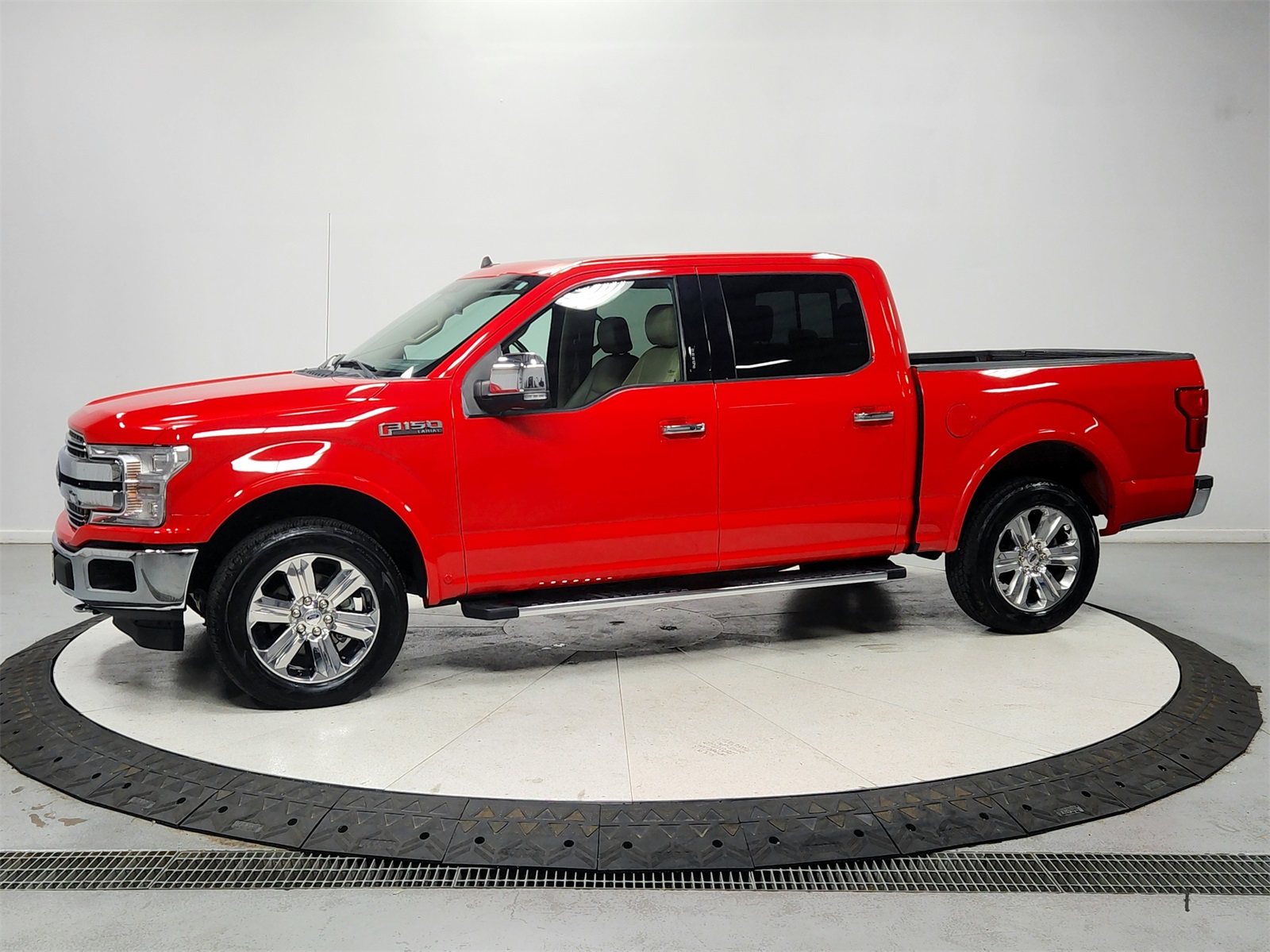 2020 Ford F-150 Lariat photo 3