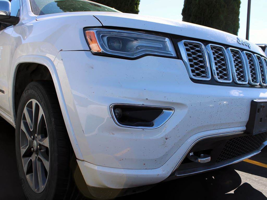 2017 Jeep Grand Cherokee Overland photo 4