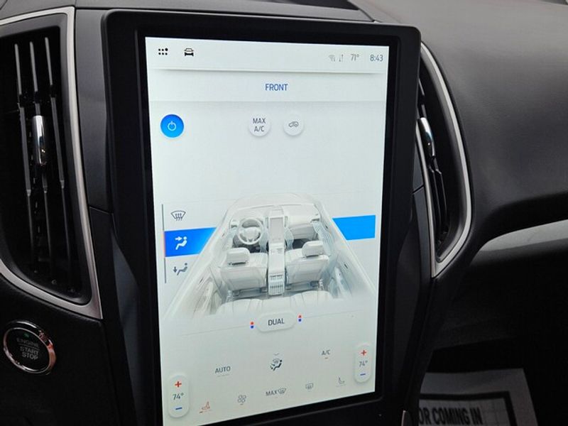 2023 Ford Edge SEL photo 18