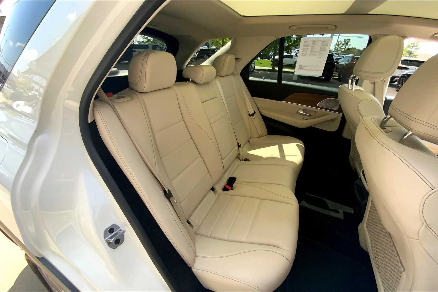 2022 Mercedes Benz GLE 450 4MATIC photo 18