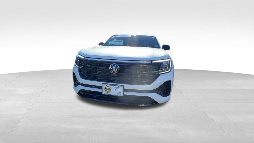 2025 Volkswagen Atlas Cross Sport SEL R-Line photo 3