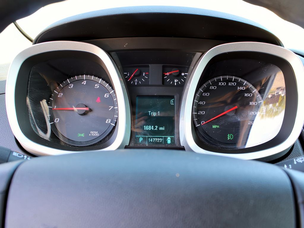 2011 Chevrolet Equinox photo 15