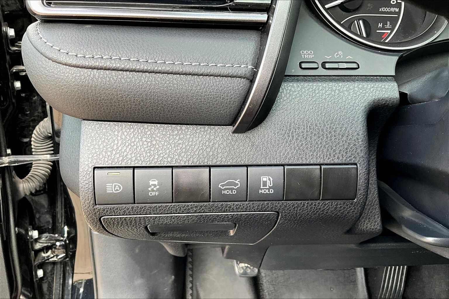 2023 Toyota Camry SE photo 27