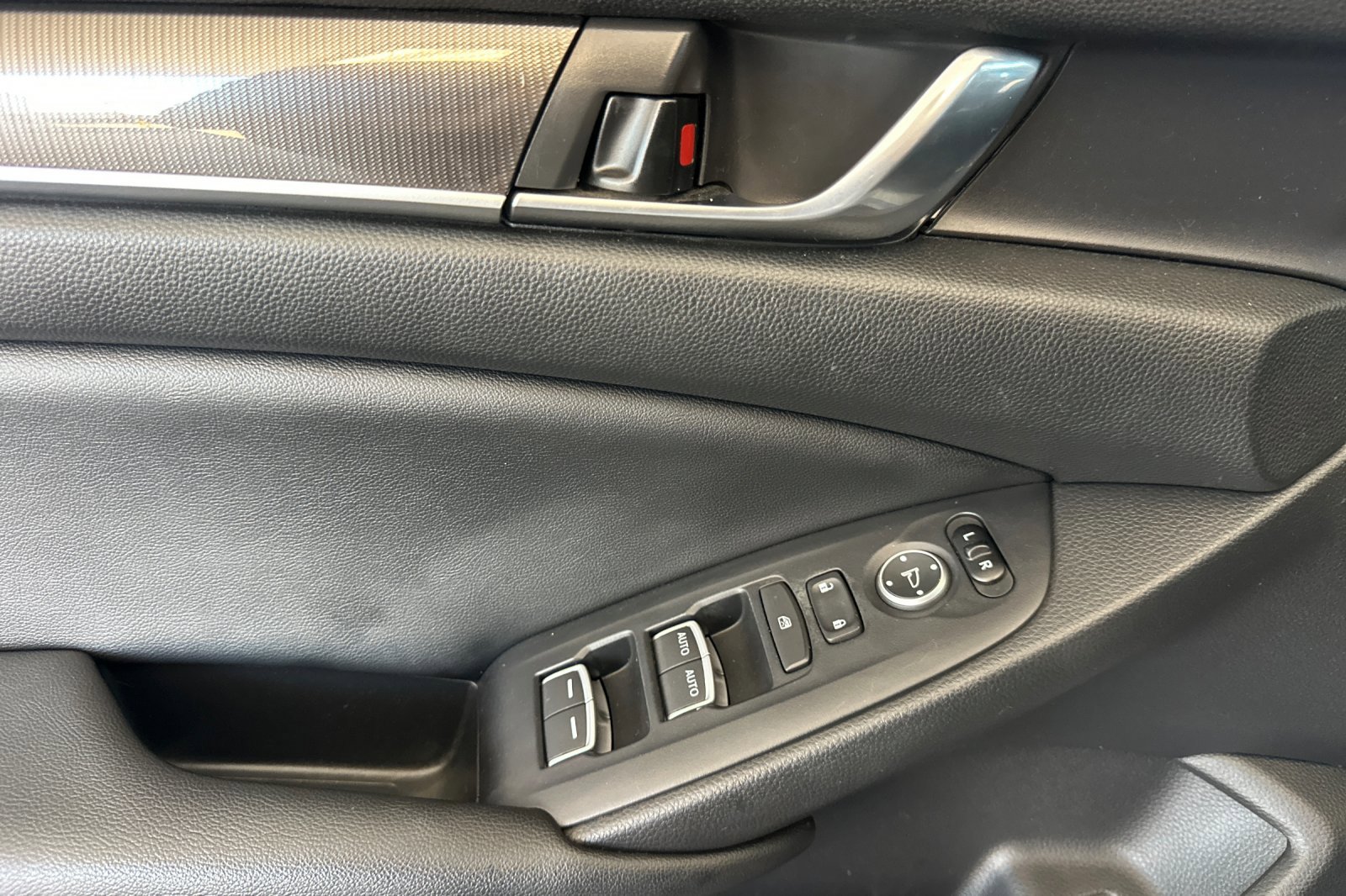 2019 Honda Accord Sport 1.5T photo 11