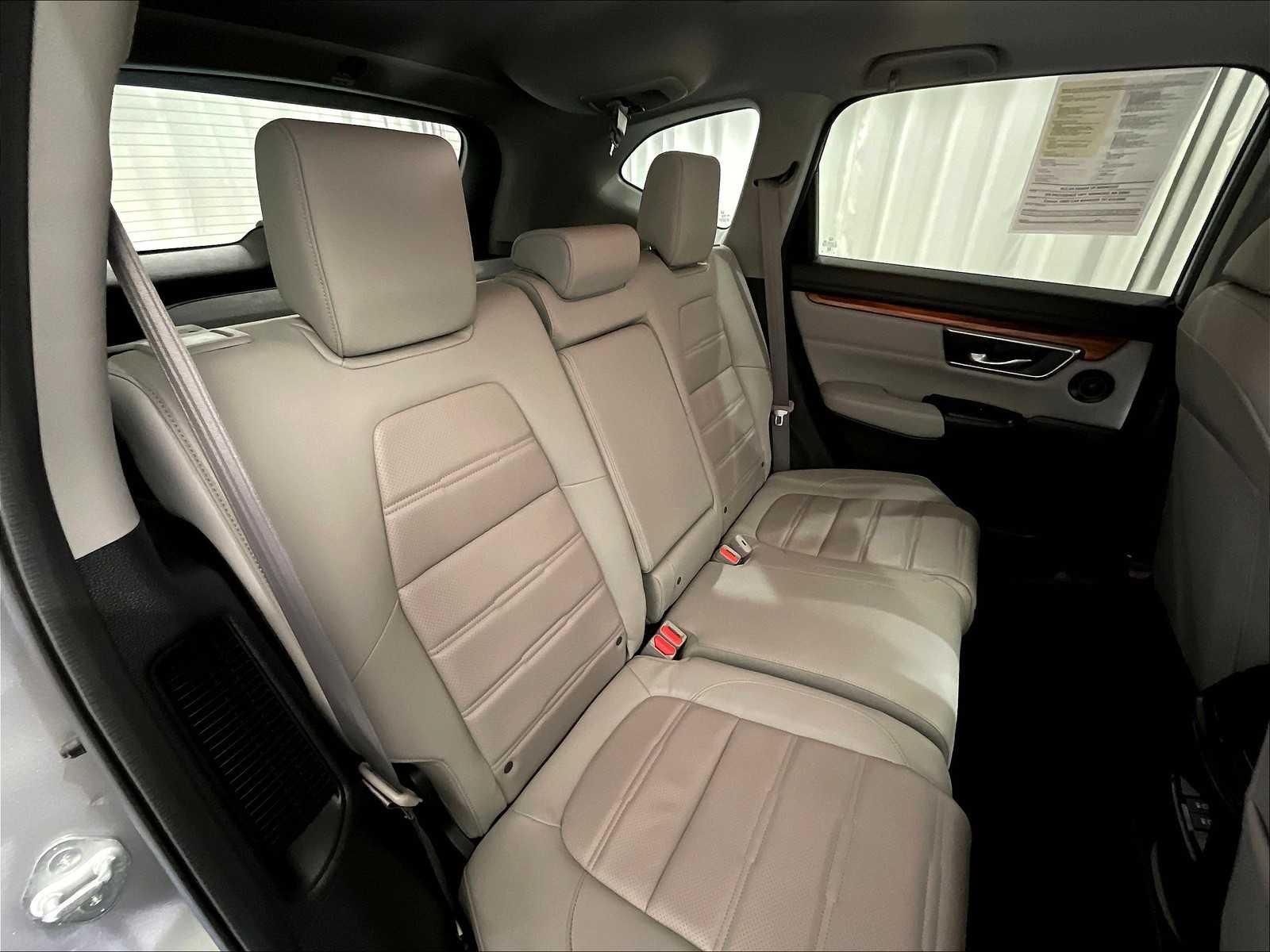 2022 Honda CR-V Hybrid EX-L photo 16