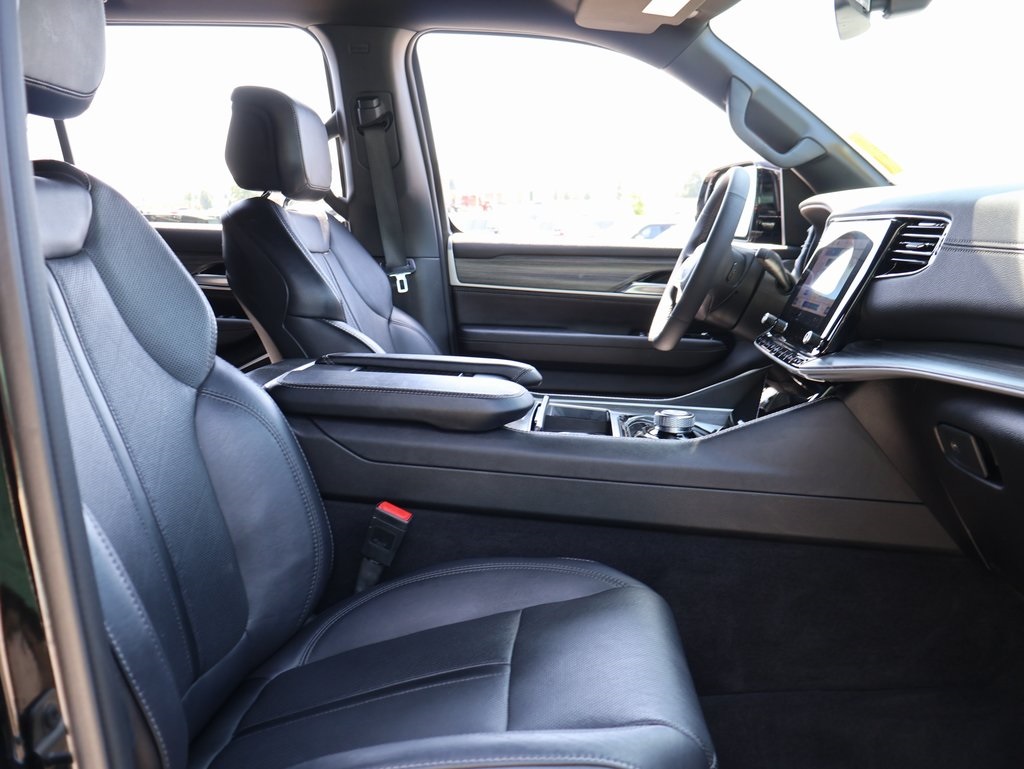 2024 Jeep Wagoneer Series II photo 9