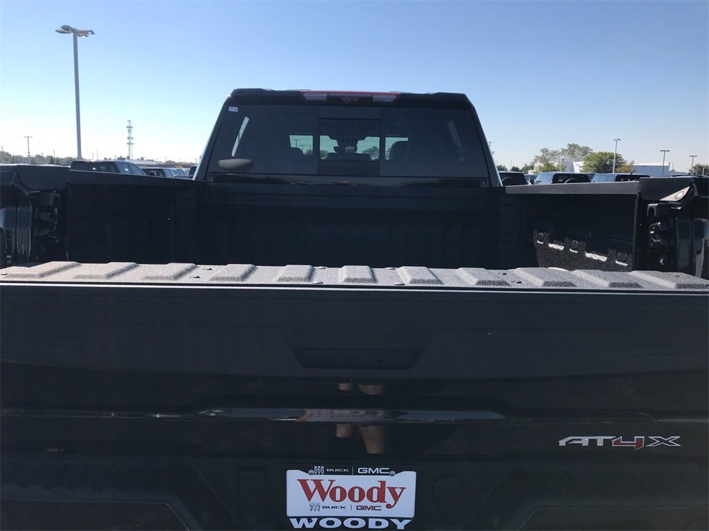 2026 Gmc Sierra 2500 HD AT4X photo 31