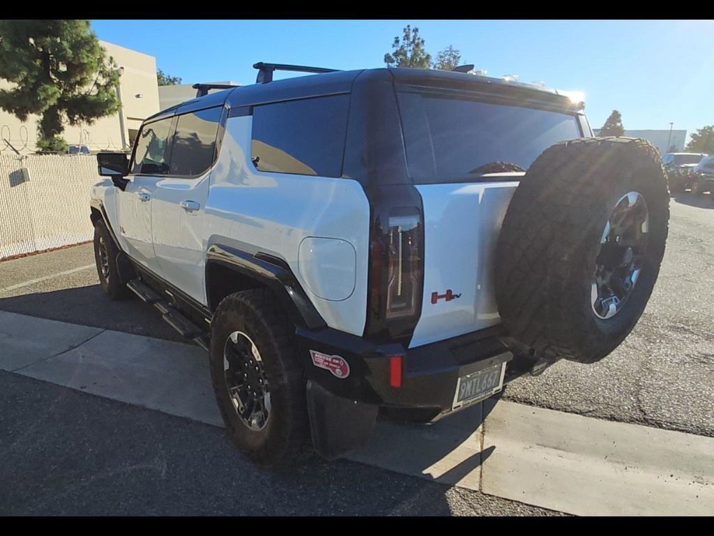 Used 2024 GMC HUMMER EV 2X with VIN 1GKB0NDE1RU106432 for sale in Champaign, IL