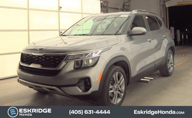 2021 Kia Seltos S's photo