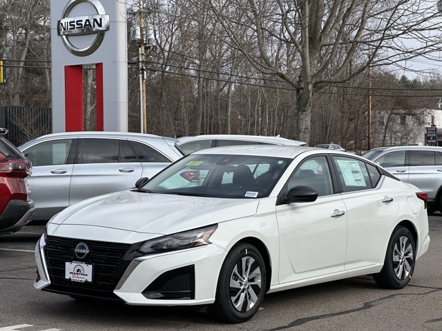 2025 Nissan Altima S photo 4