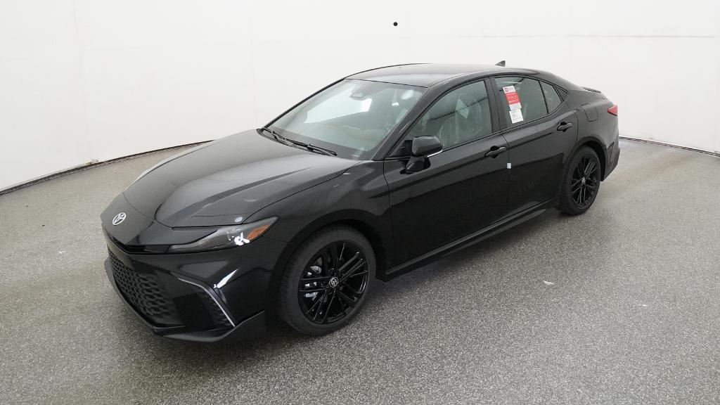 2026 Toyota Camry SE's photo