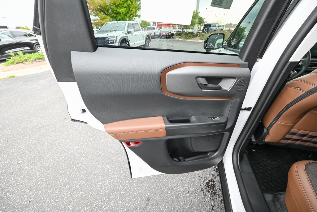 2025 Ford Bronco Sport Outer Banks photo 15