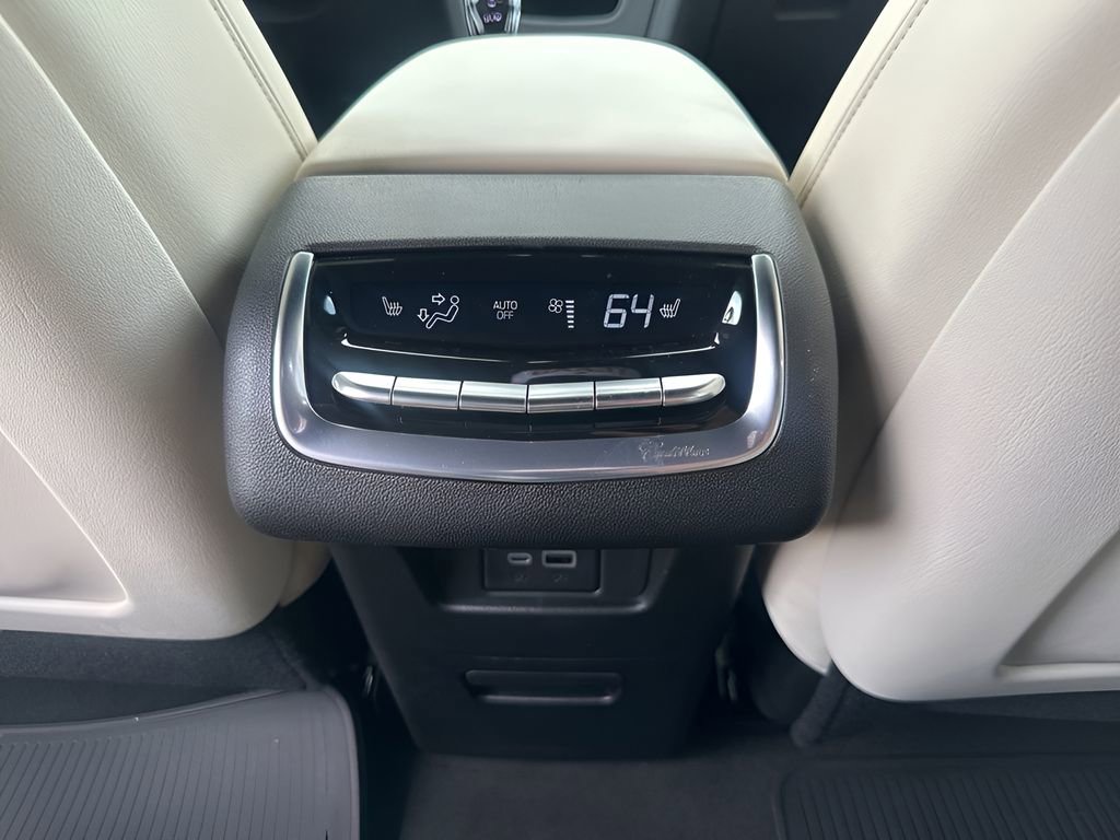 2025 Cadillac XT6 Sport photo 20