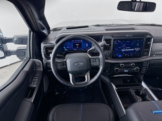 2025 Ford F-450 photo 24