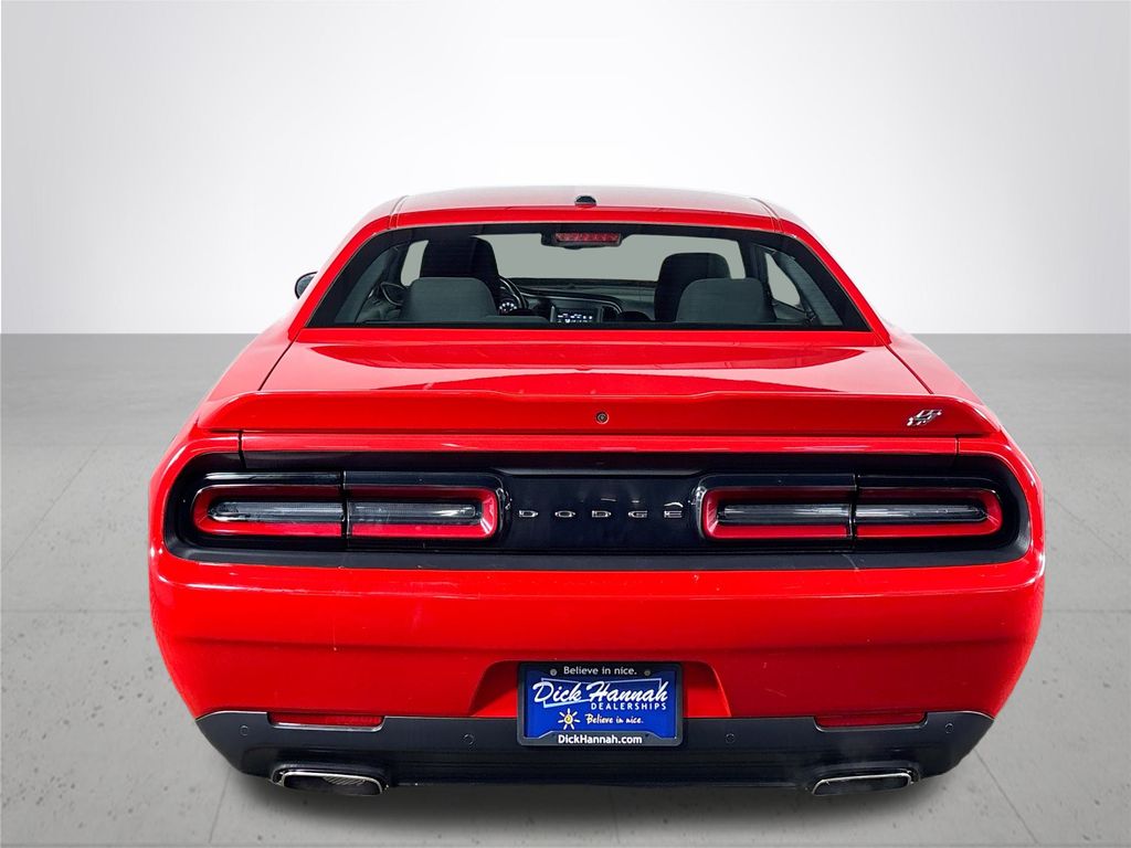 2022 Dodge Challenger GT photo 7