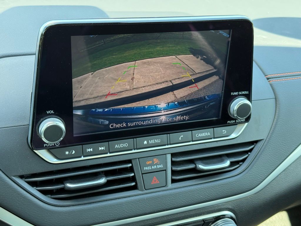 2022 Nissan Altima 2.5 SR photo 29
