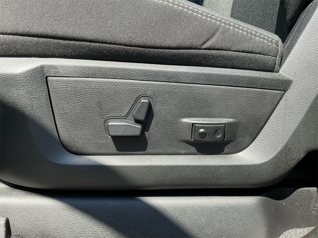 2026 Ram 2500 Big Horn photo 27