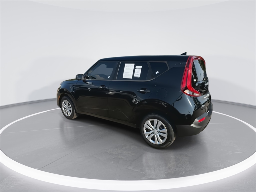 2022 Kia Soul LX photo 6