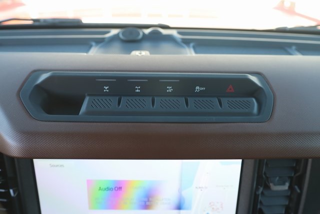 2024 Ford Bronco Outer Banks photo 15