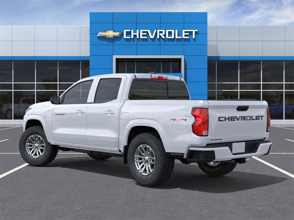 2025 Chevrolet Colorado Work Truck LT photo 2