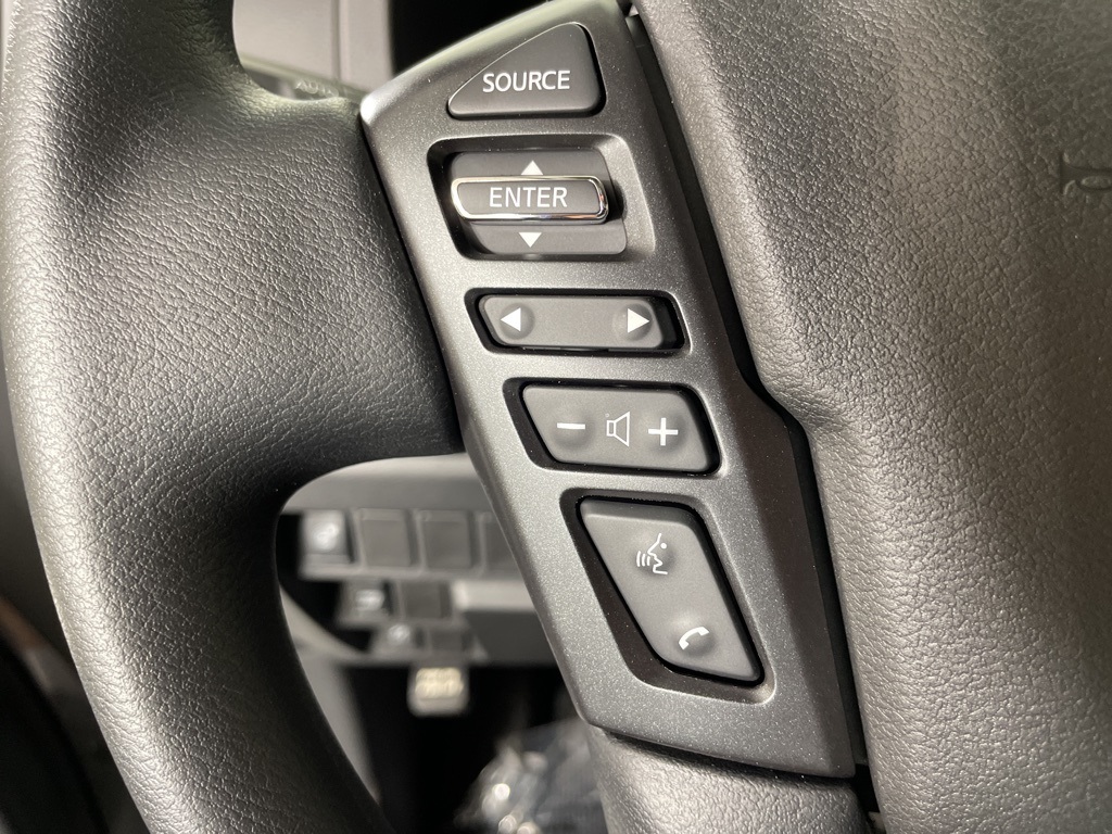2025 Nissan Frontier Crew Cab SV photo 22