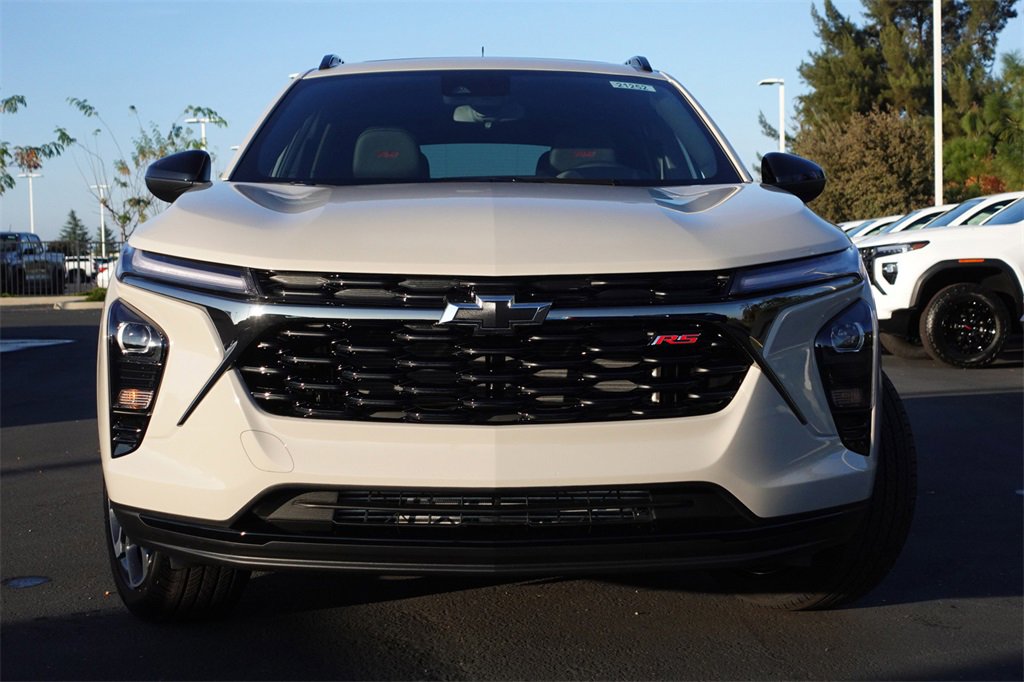 2026 Chevrolet Trax photo 3