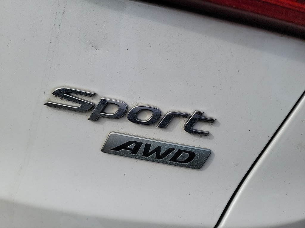 2013 Hyundai Santa Fe Sport Base photo 2