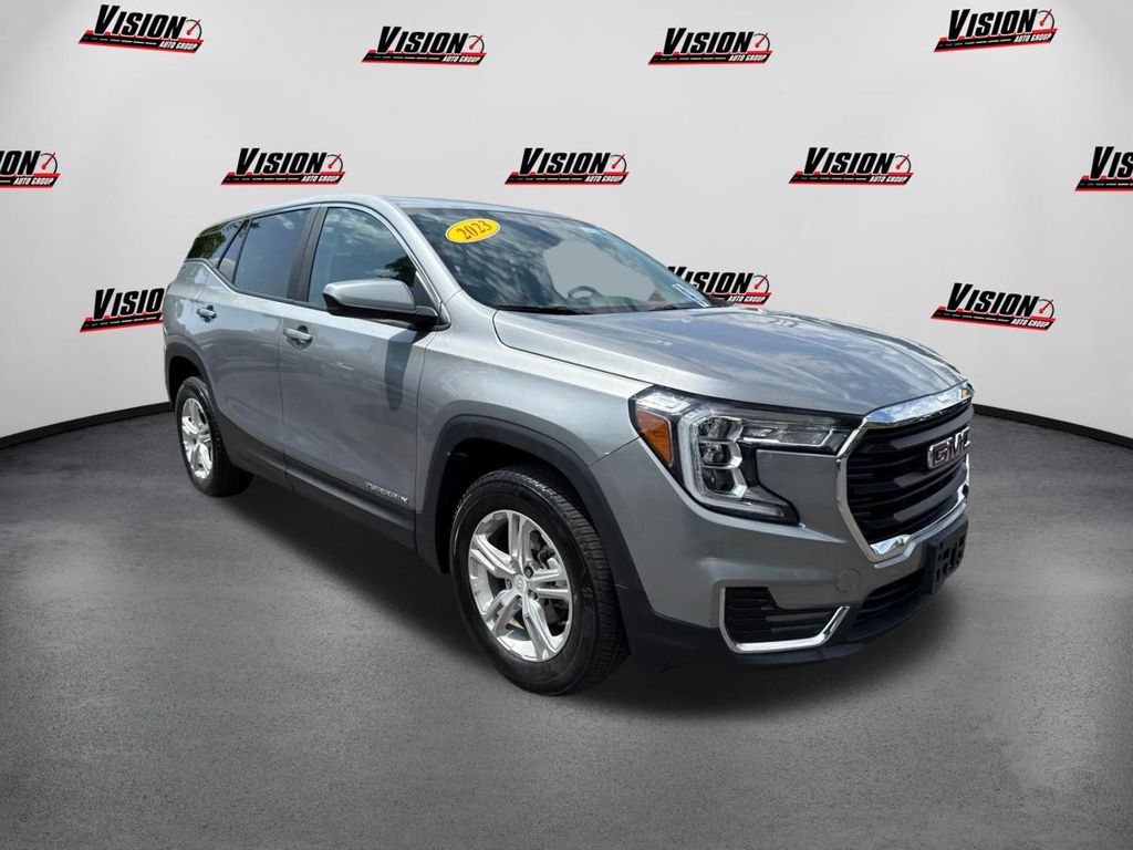 2023 Gmc Terrain SLE photo 3