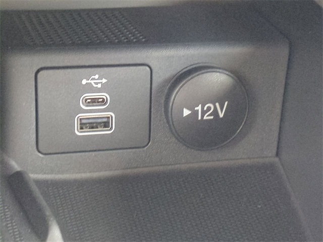 2025 Ford Escape Platinum photo 21