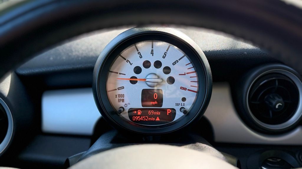 2013 Mini Cooper Base photo 20