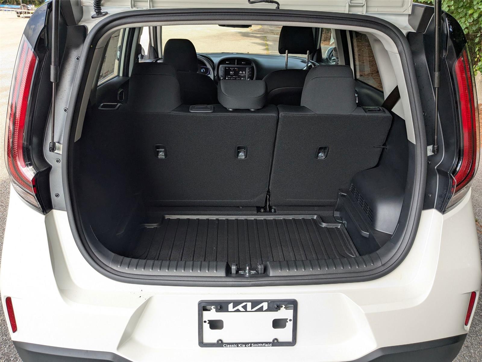 2025 Kia Soul LX photo 22