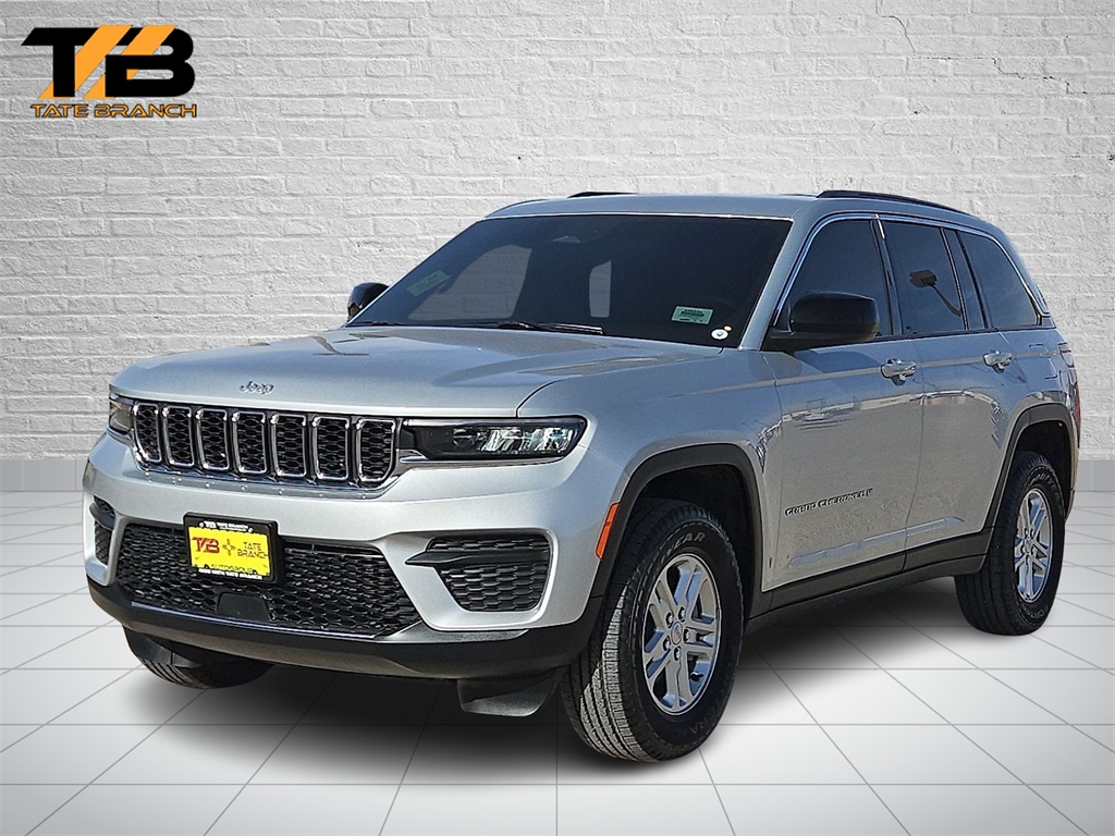 2025 Jeep Grand Cherokee Laredo's photo