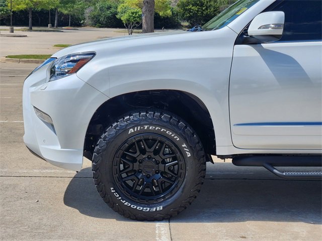 2019 Lexus GX 460 photo 6