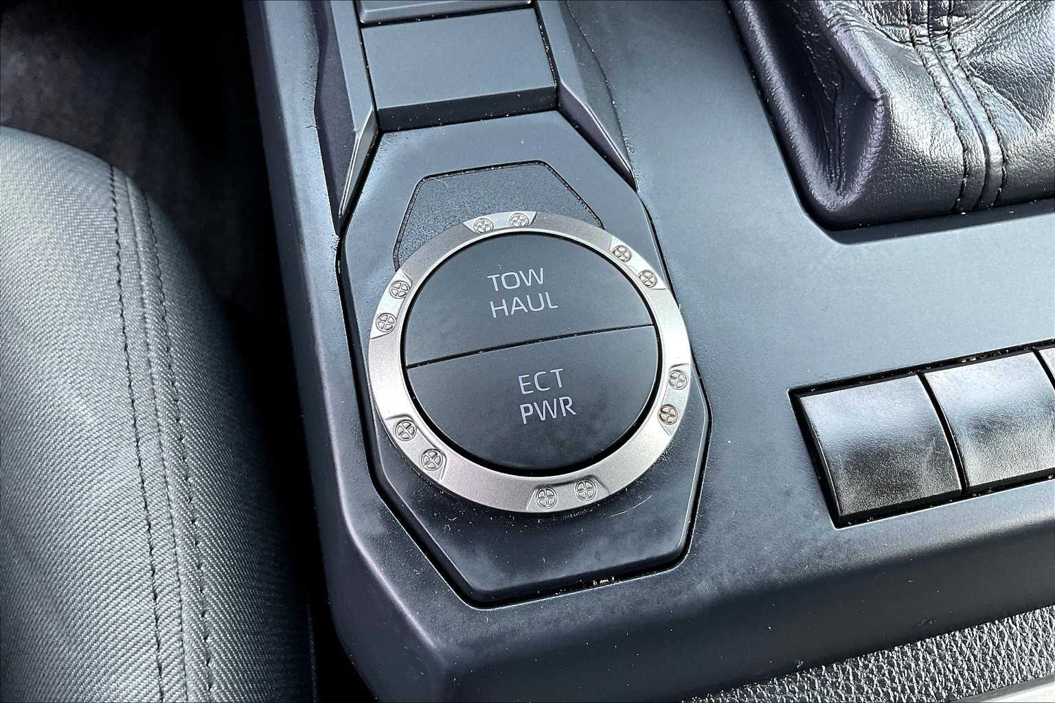 2024 Toyota Tacoma SR5 Double Cab photo 30