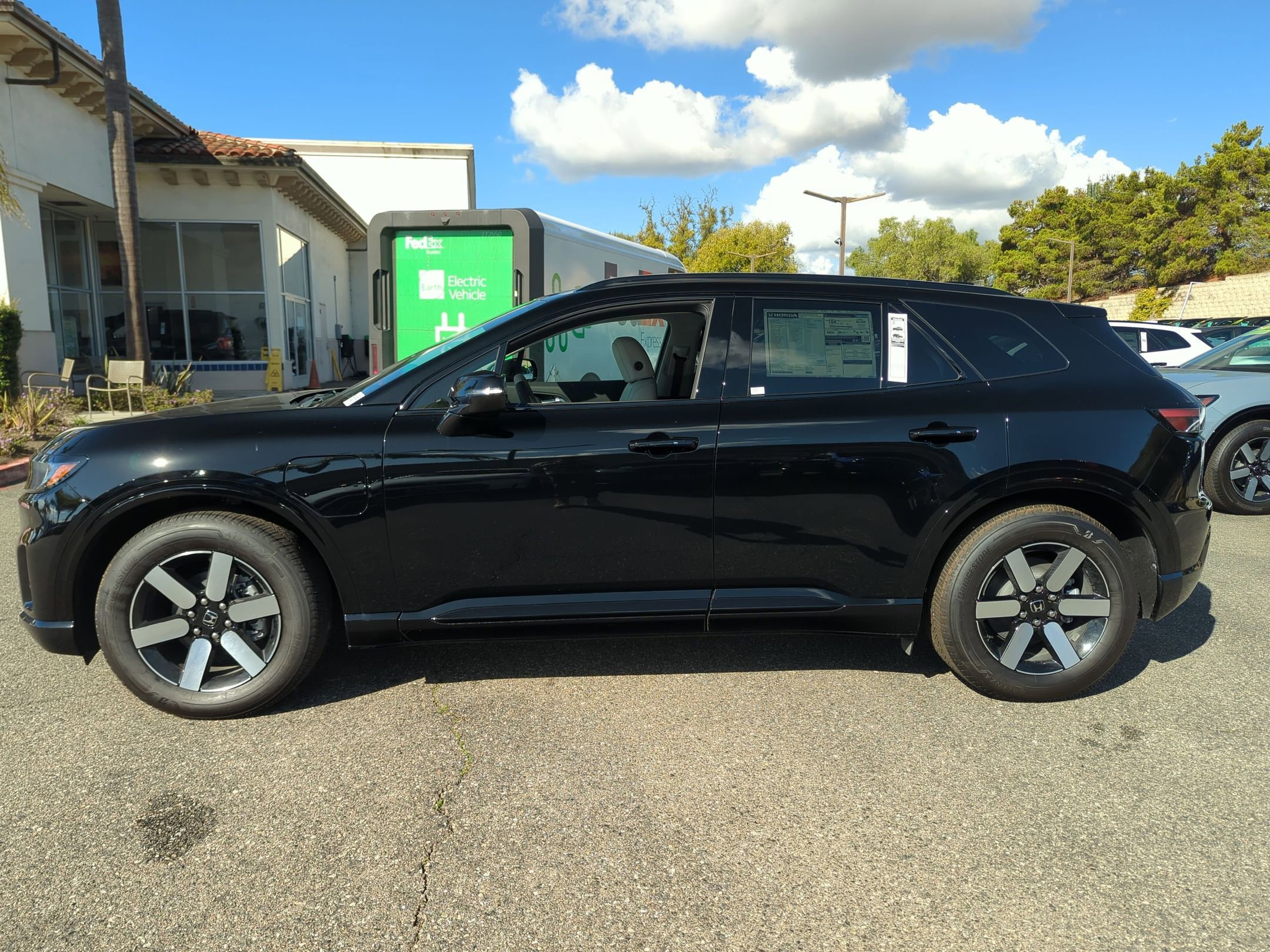 2026 Honda Prologue Touring photo 2