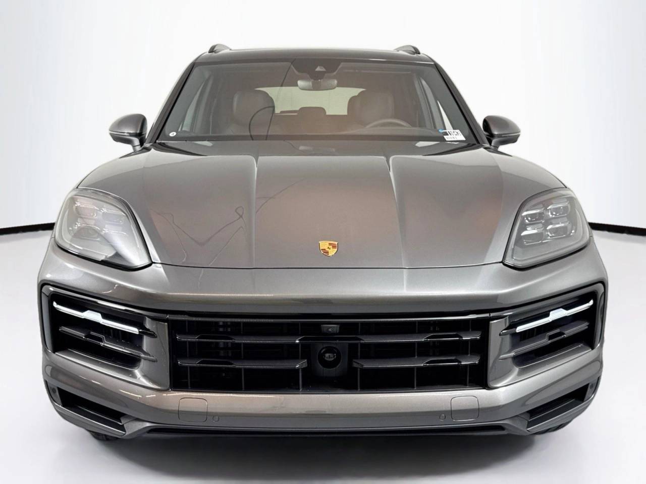 2025 Porsche Cayenne photo 5