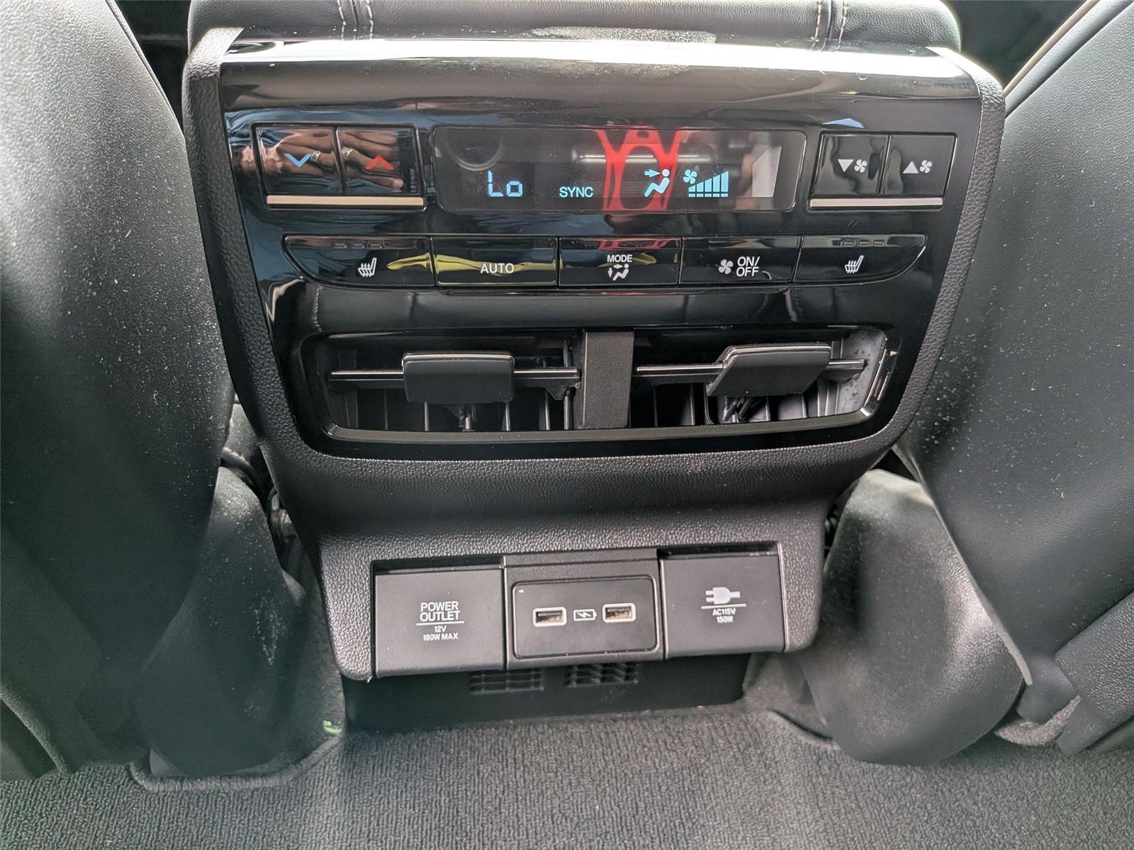 2022 Acura MDX Advance photo 33