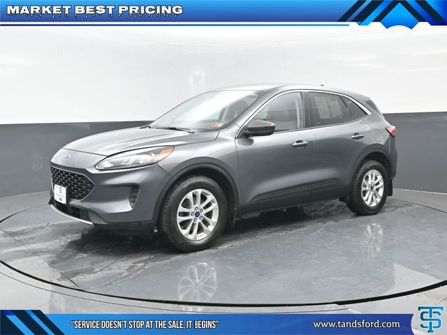 2022 Ford Escape SE's photo