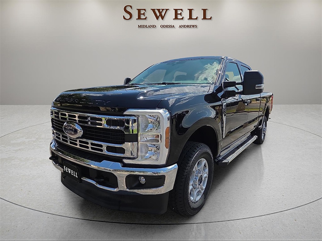 2025 Ford F-250 Super Duty XLT's photo