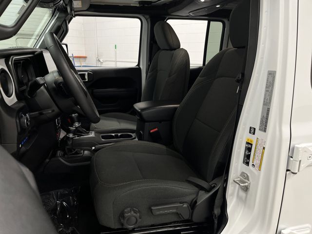 2024 Jeep Wrangler Willys 4xe photo 4